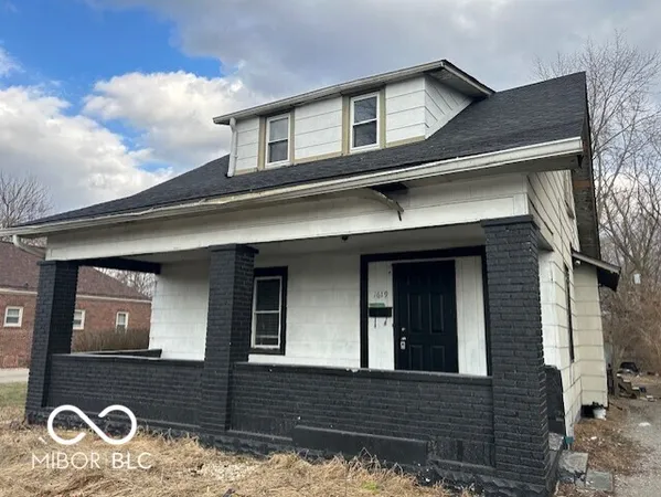 $150,000 | 1619 Kessler Blvd Drive North, Indianapolis, IN 46222