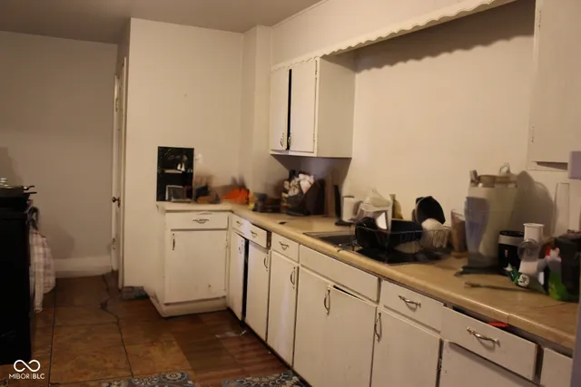 $190,000 | 1619 West Kessler Blvd N Drive, Indianapolis, IN 46222