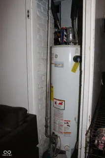 $150,000 | 1619 Kessler Blvd Drive North, Indianapolis, IN 46222