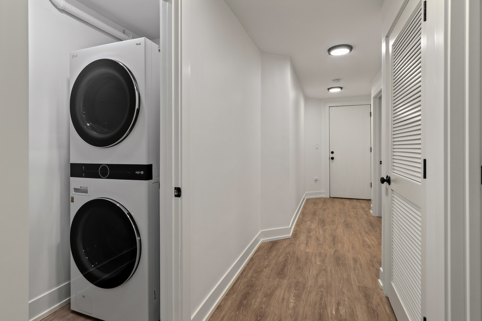 3517 North Reta Avenue, Unit 1F Chicago, IL 60657 - Photo 20 of 23