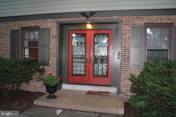 1153 Old Eagle Road Lancaster, PA 17601 - Photo 3 of 59 Gallery Image 3