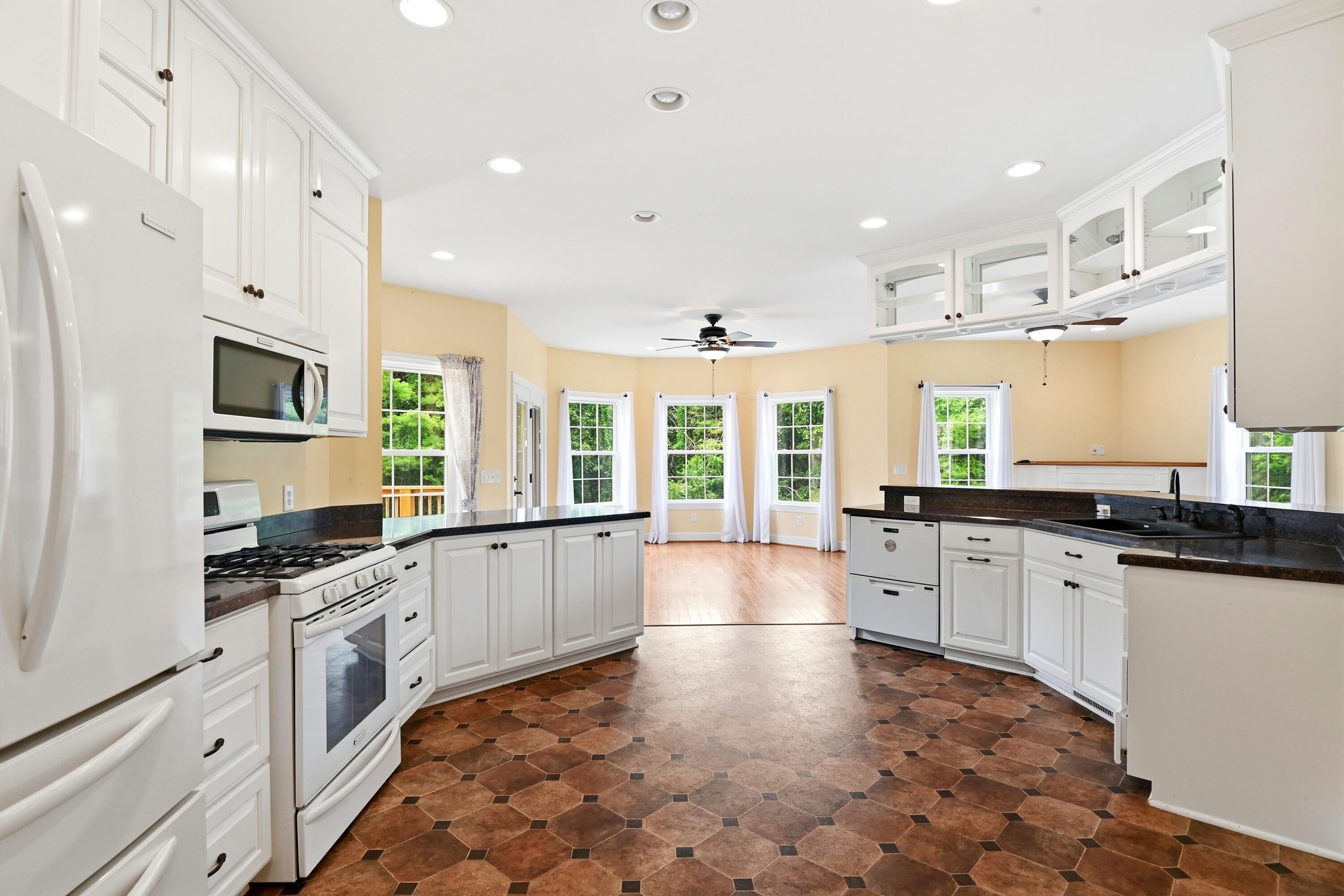 322 Timberline Road Southeast Copper Hill, VA 24079 - Photo 32 of 98 28 DSC_4298_ef15955a