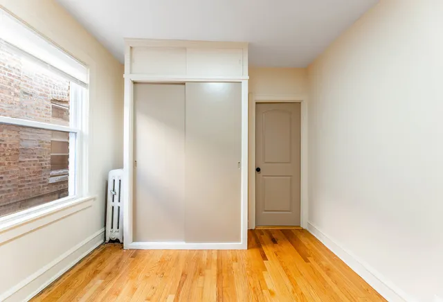 $900 | 6352 South Francisco Avenue, Unit 2, Chicago, IL 60629