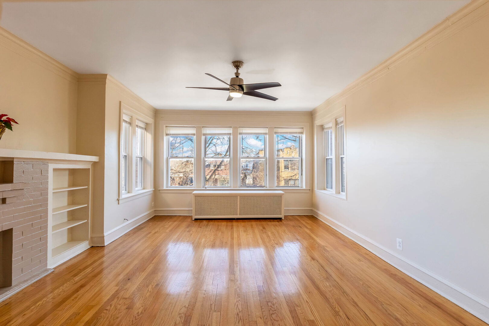 6352 South Francisco Avenue, Unit 2 Chicago, IL 60629 - Photo 3 of 11