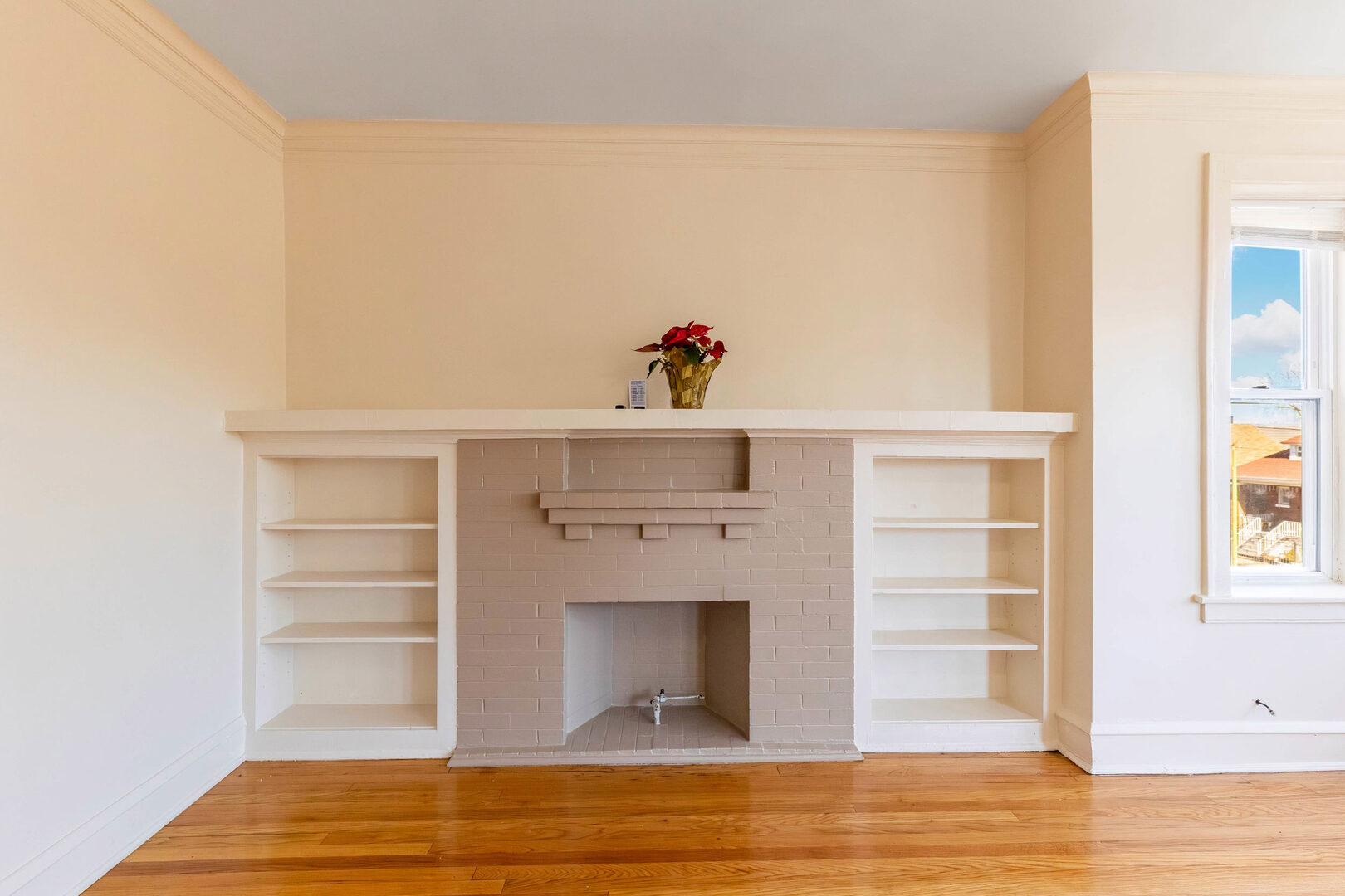 6352 South Francisco Avenue, Unit 2 Chicago, IL 60629 - Photo 5 of 11