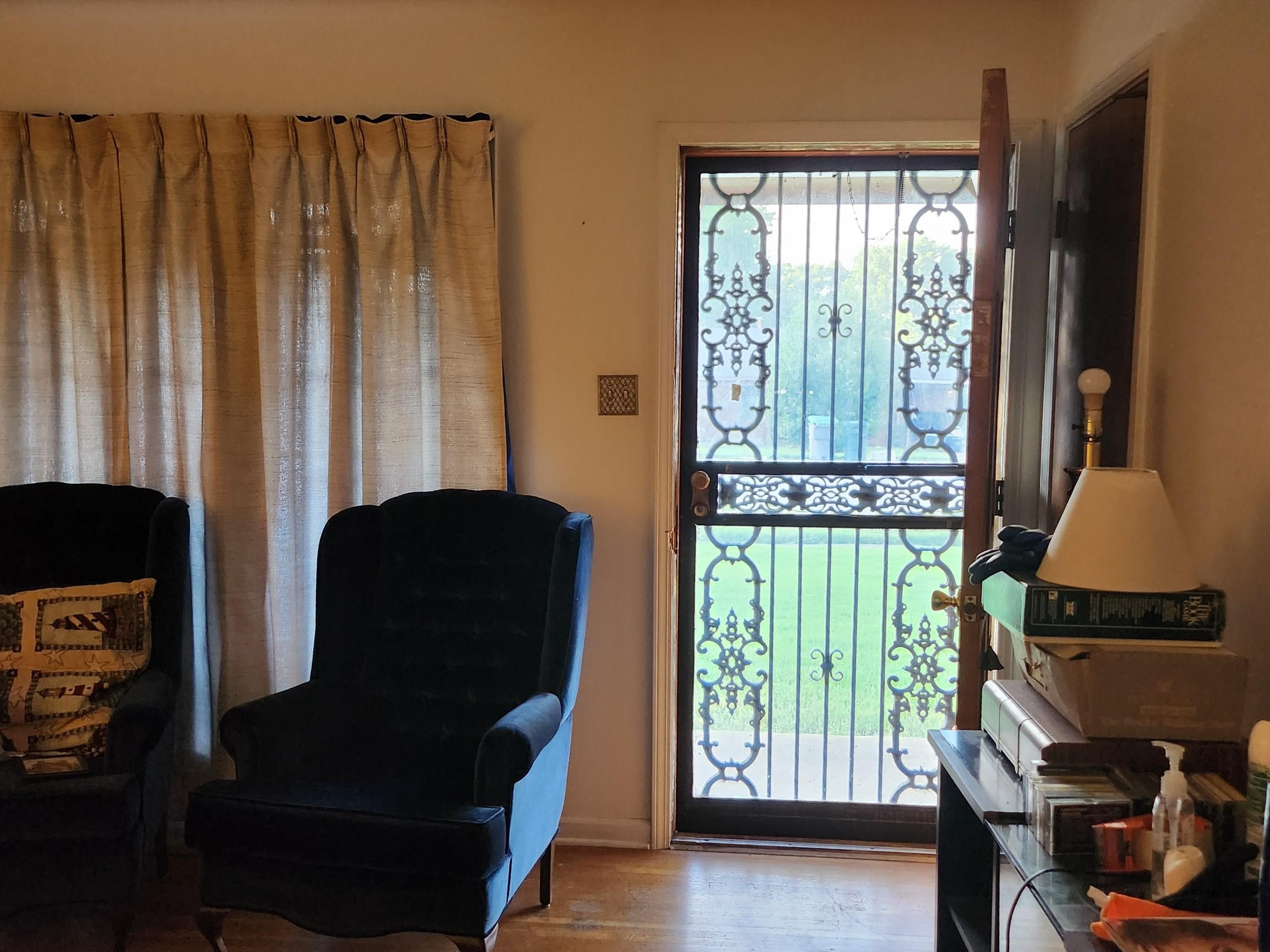 171 Loraine Road Memphis, TN 38109 - Photo 3 of 12 a view of a balcony with chair and swing