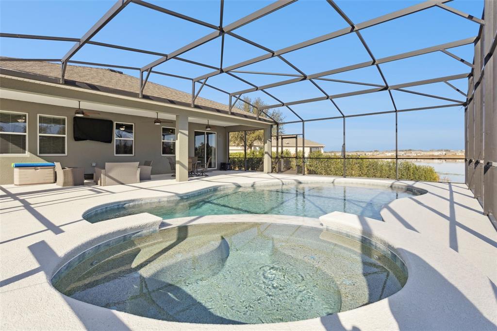 2400 Artist Point Court Apopka, FL 32703 - Photo 30 of 50 a view of a living room and kitchen
