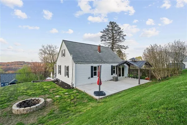 $249,000 | 3130 Ridgeway Drive, South Park, PA 15129