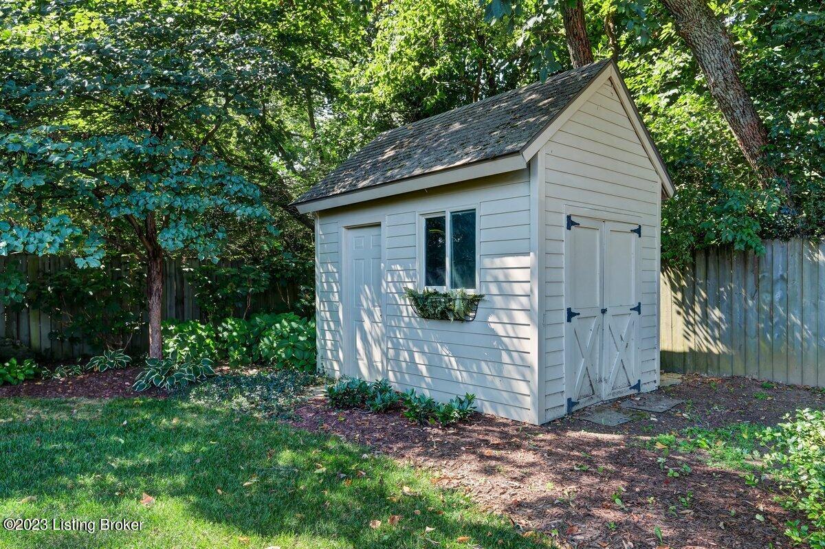 6502 Hypoint Ridge Road Crestwood, KY 40014 - Photo 39 of 40 Storage Shed located at the back of the .41 acres