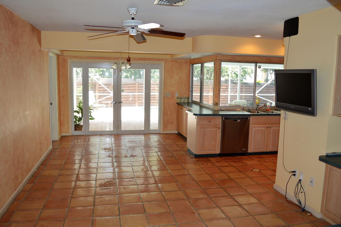 1839 Crafton Road North Palm Beach, FL 33408 - Photo 5 of 24 Family Rm/Kitchen