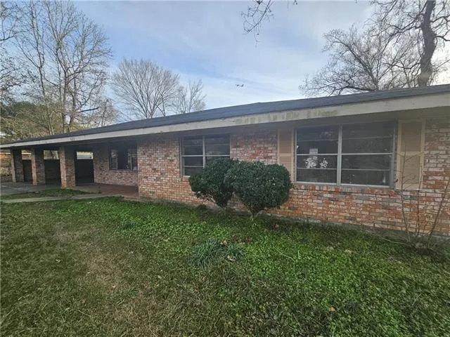$59,900 | 682 Martin Luther King Drive, Marksville, LA 71351
