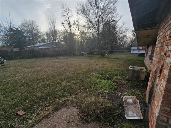 $59,900 | 682 Martin Luther King Drive, Marksville, LA 71351
