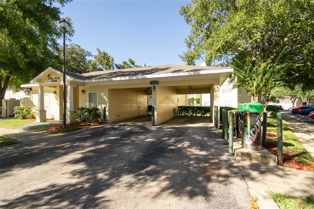 18103 Back Stretch Lane Tampa, FL 33647 - Photo 19 of 24 a view of a house with a outdoor space