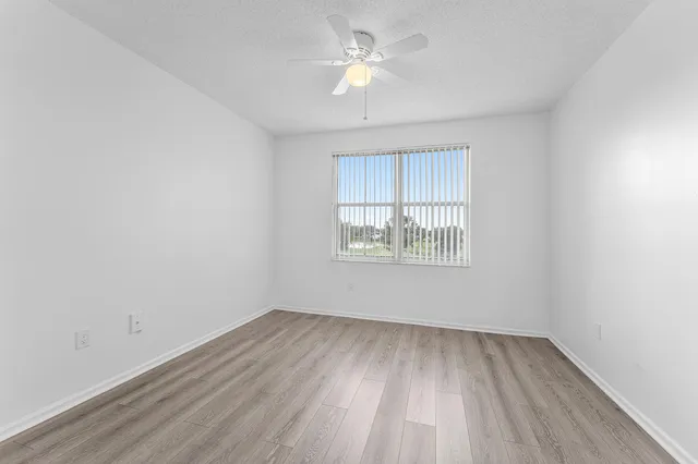 $2,500 | 2100 Greenview Shores Boulevard, Unit 523, Wellington, FL 33414