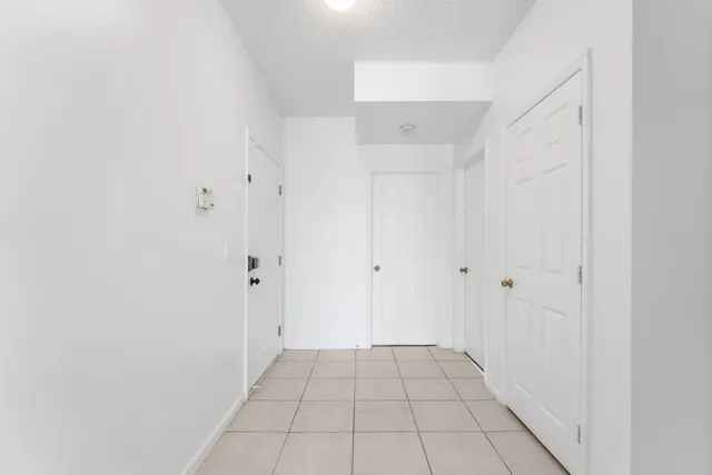 $2,500 | 2100 Greenview Shores Boulevard, Unit 523, Wellington, FL 33414