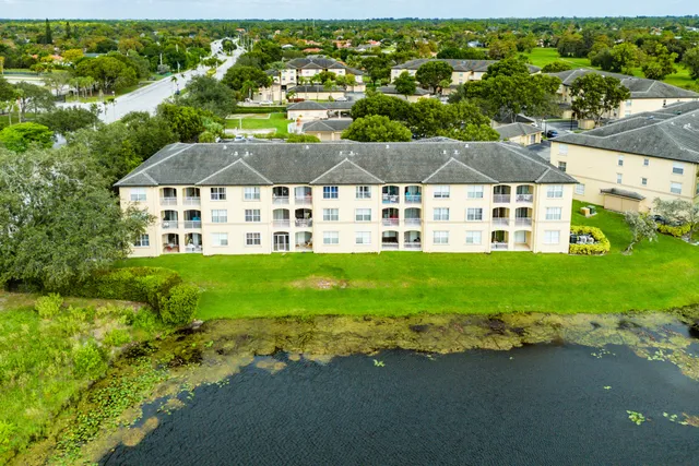 $2,500 | 2100 Greenview Shores Boulevard, Unit 523, Wellington, FL 33414