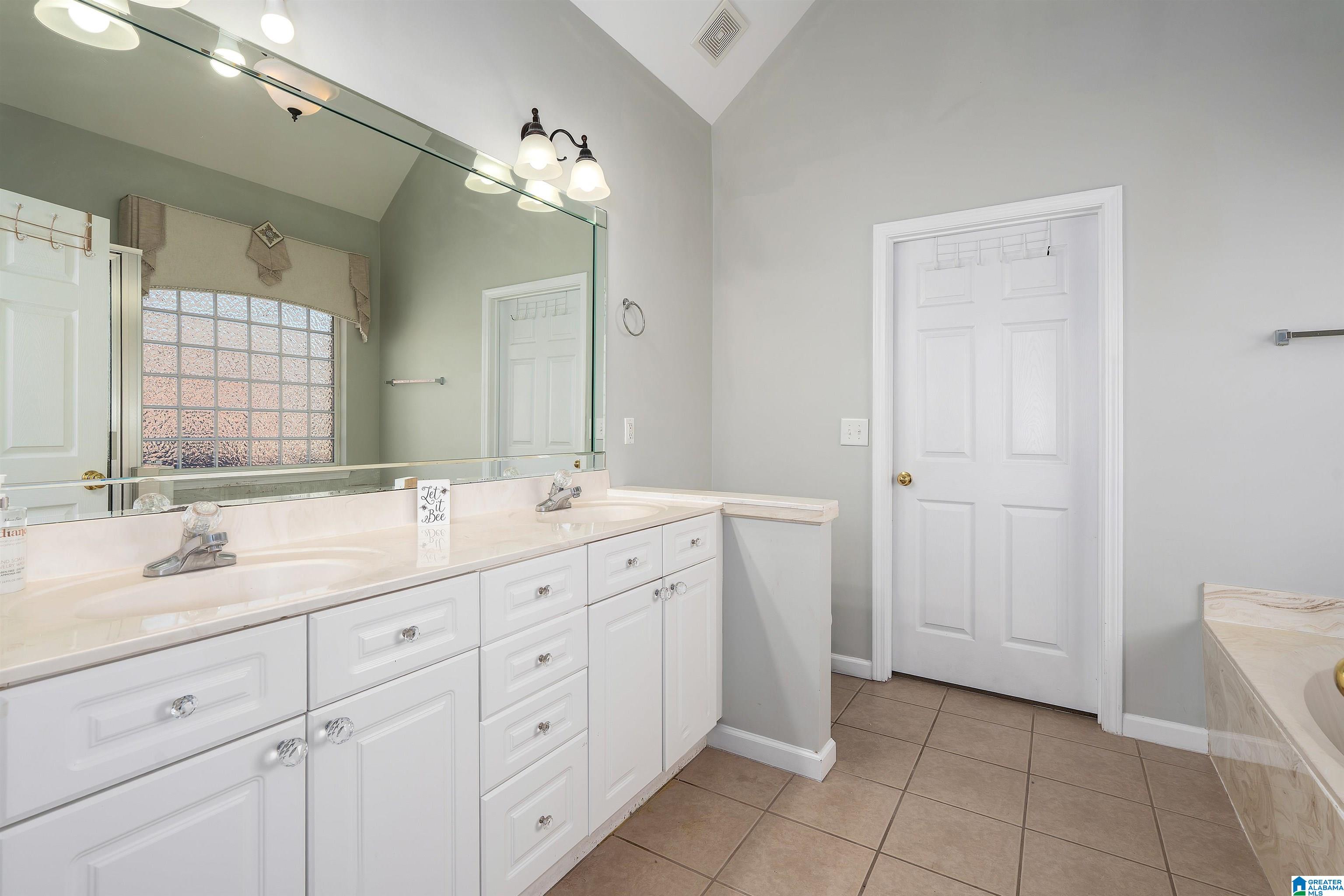 4333 Segars Cove Bessemer, AL 35022 - Photo 21 of 32