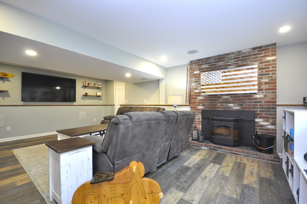 46 Bridle Road Bridgewater, MA 02324 - Photo 22 of 37 Gallery Image 22