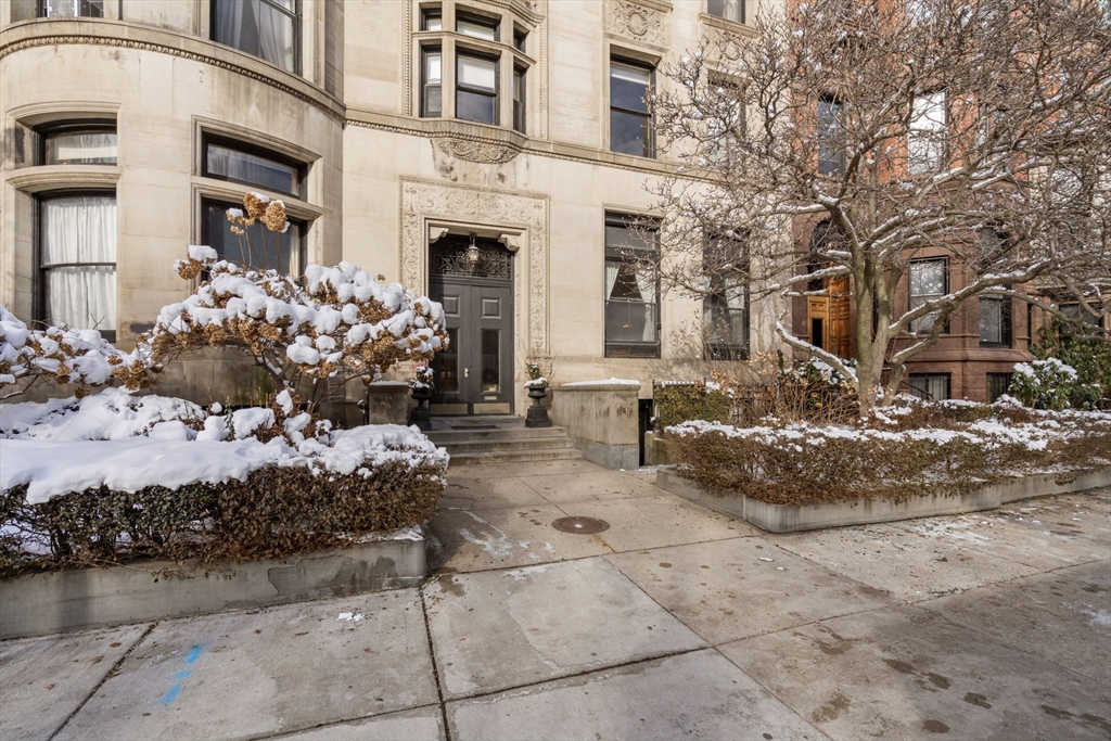 273 Commonwealth Avenue, Unit 2 Boston, MA 02116 - Photo 31 of 32