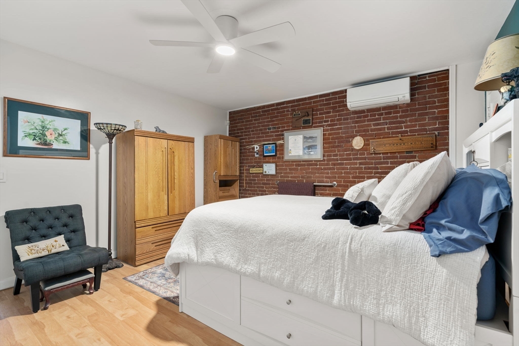 273 Commonwealth Avenue, Unit 2 Boston, MA 02116 - Photo 10 of 32