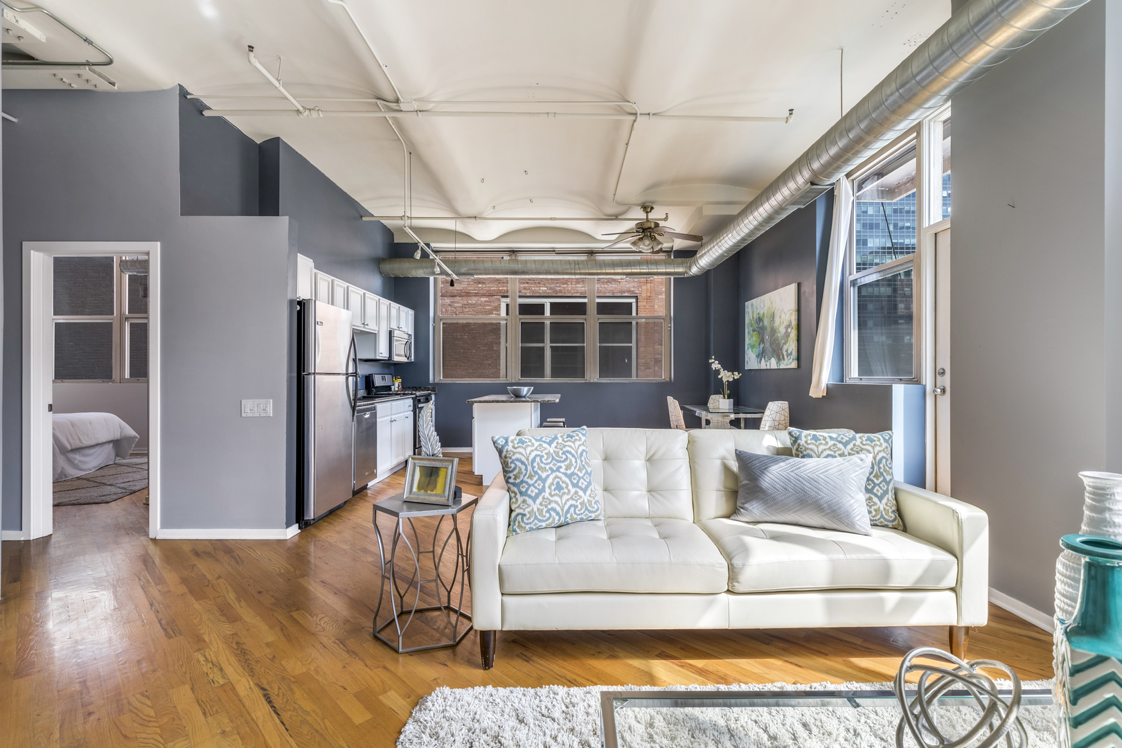 500 South Clinton Street, Unit 310 Chicago, IL 60607 - Photo 4 of 17