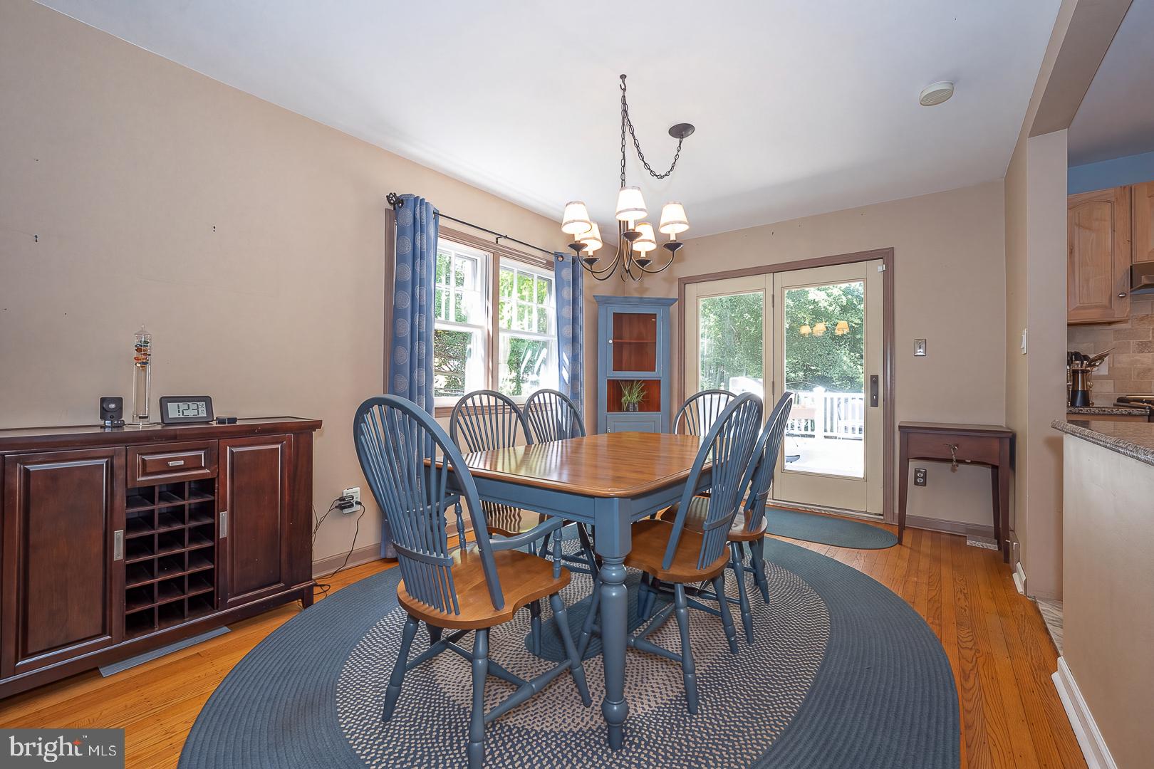 751 Red Oak Terrace Wayne, PA 19087 - Photo 16 of 41 Dining room