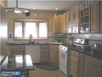 714 Moredon Road Jenkintown, PA 19046 - Photo 4 of 8