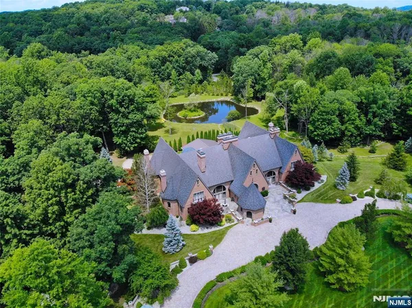 $4,000,000 | 1 Cherokee Court, Sparta, NJ 07871