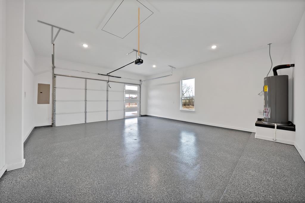 3089 County Road 1076 Celeste, TX 75423 - Photo 35 of 39 an empty room with windows and fireplace