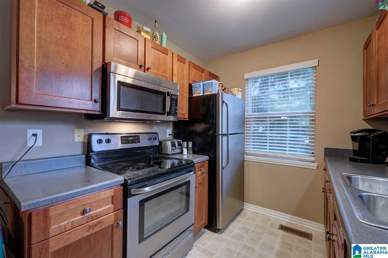 9501 Moon Road Warrior, AL 35180 - Photo 3 of 17