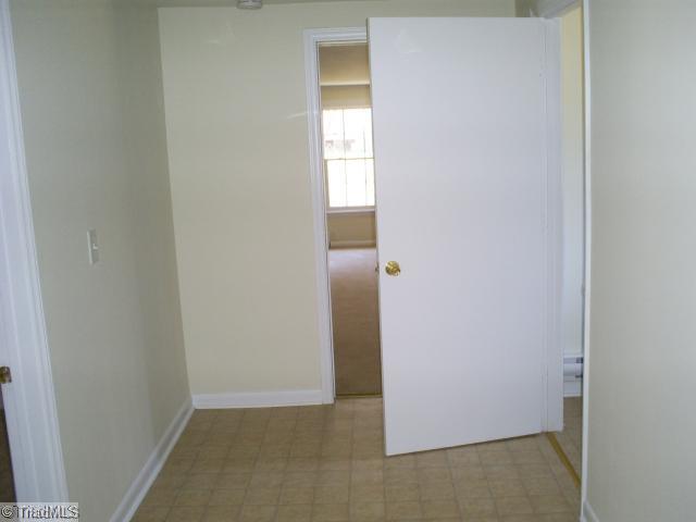 4409 Edgemore Road Greensboro, NC 27455 - Photo 13 of 14 Laundry Room.