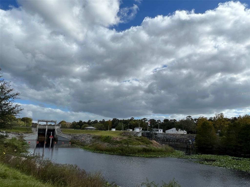 Southeast 74th Lane Road, Unit 8WEST Ocklawaha, FL 32179 - Photo 24 of 52