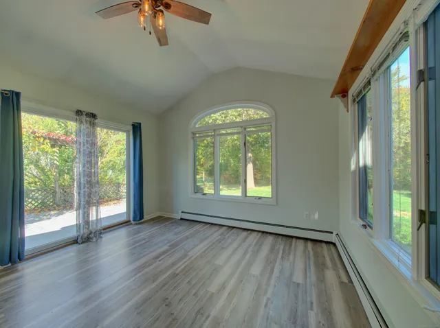 $2,500 | 24 Larchmont Terrace, Groton, CT 06355