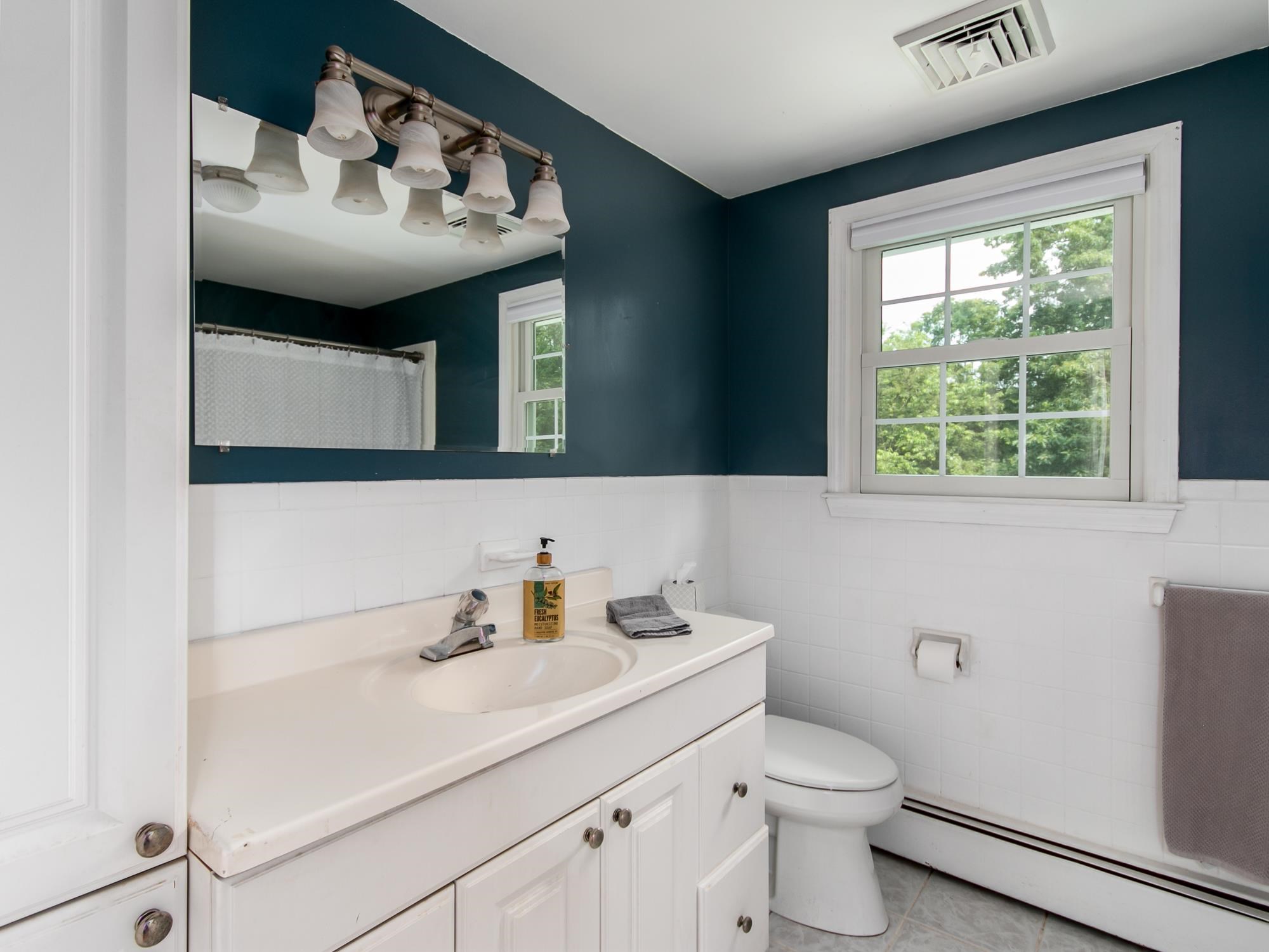 4 Century Road Nashua, NH 03064 - Photo 20 of 31
