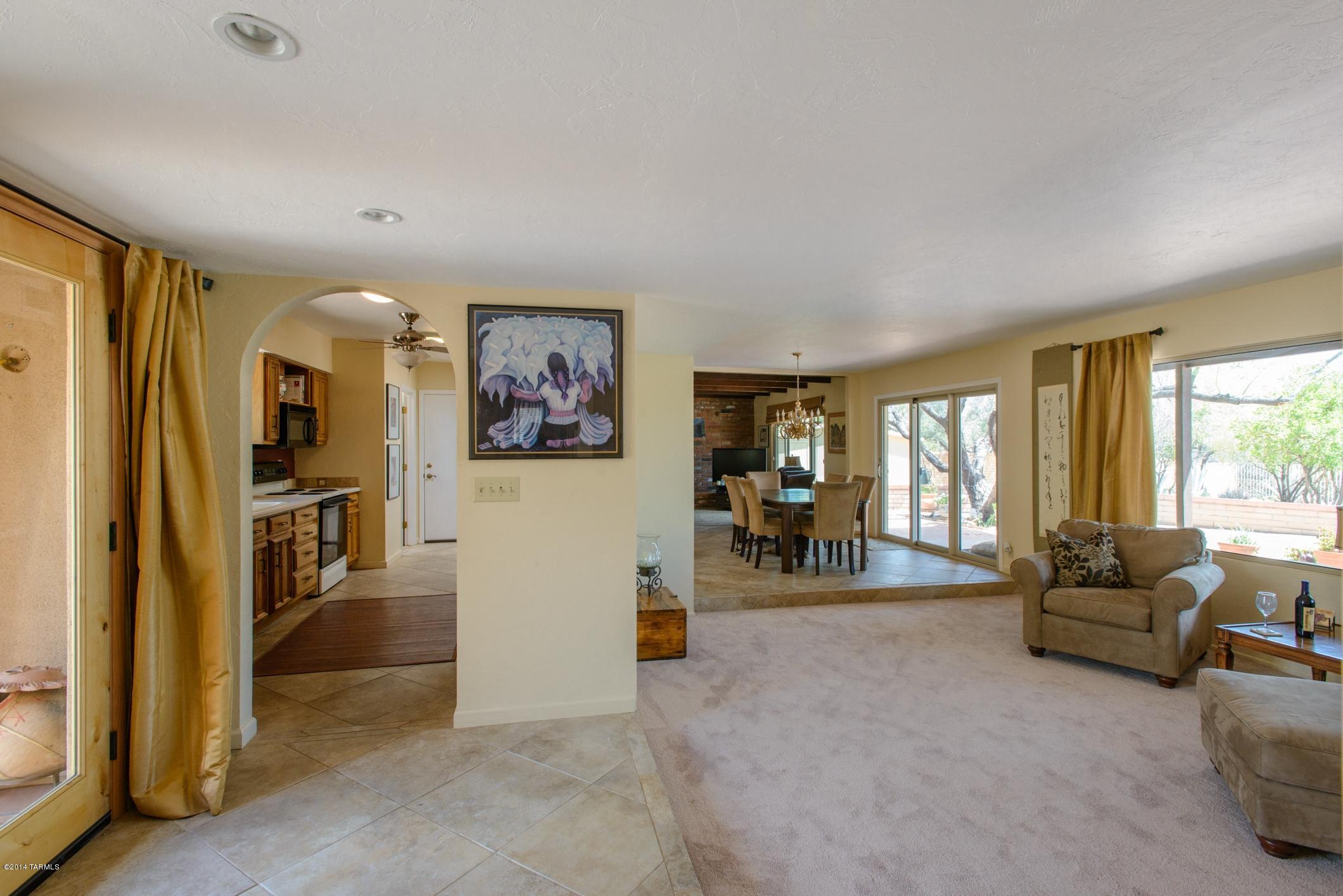 7946 East Coronado Road Tucson, AZ 85750 - Photo 3 of 14