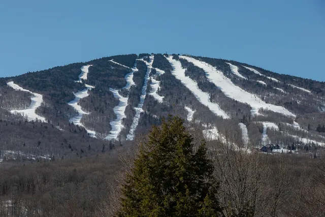 $719,000 | A6 Ridge Court, Unit A6, Winhall, VT 05340