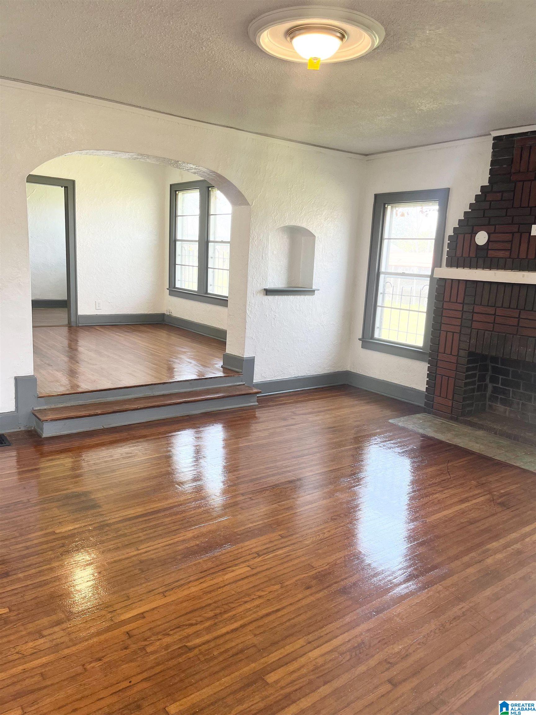 1252 17th Way Southwest Birmingham, AL 35211 - Photo 2 of 10