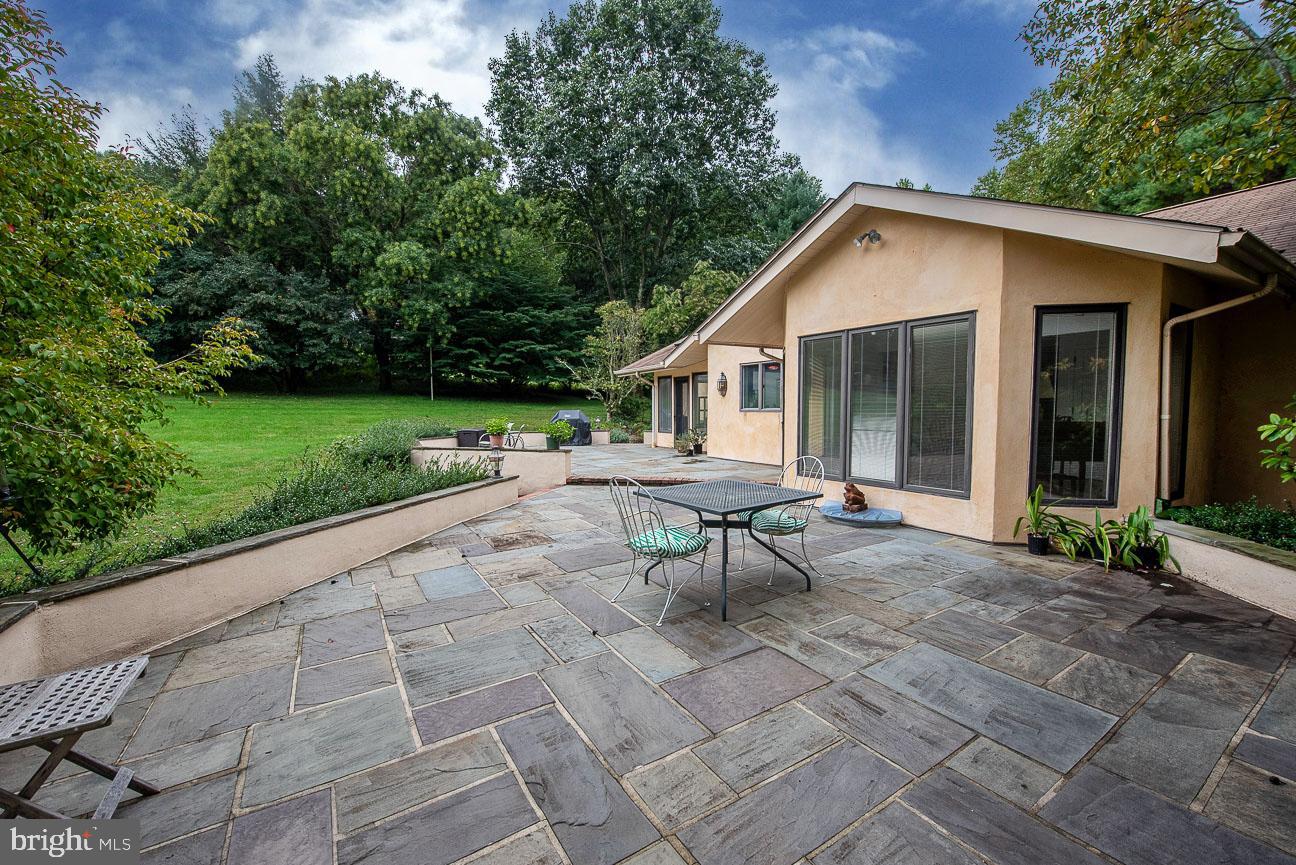 435 Reeds Road Downingtown, PA 19335 - Photo 49 of 55 Flagstone patio off breakfast & garden rooms