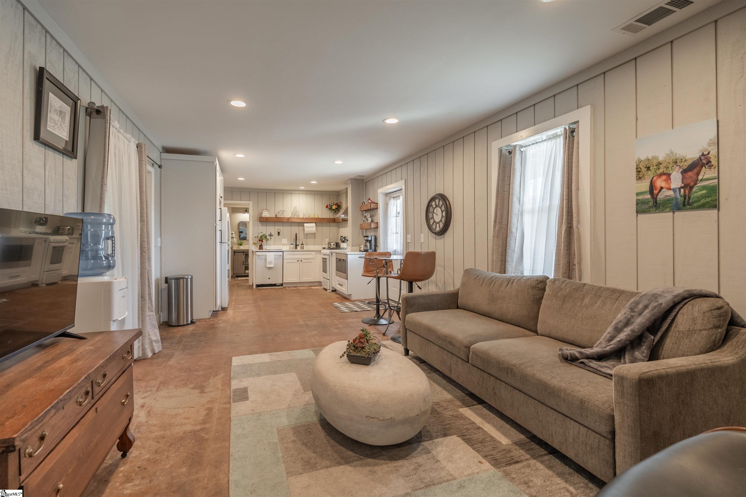 295 Shelton Road Travelers Rest, SC 29690 - Photo 19 of 23 Gallery Image 19