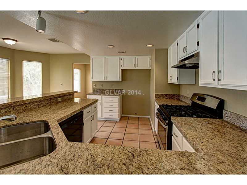 729 Rising Star Drive Henderson, NV 89014 - Photo 11 of 25 Kitchen.