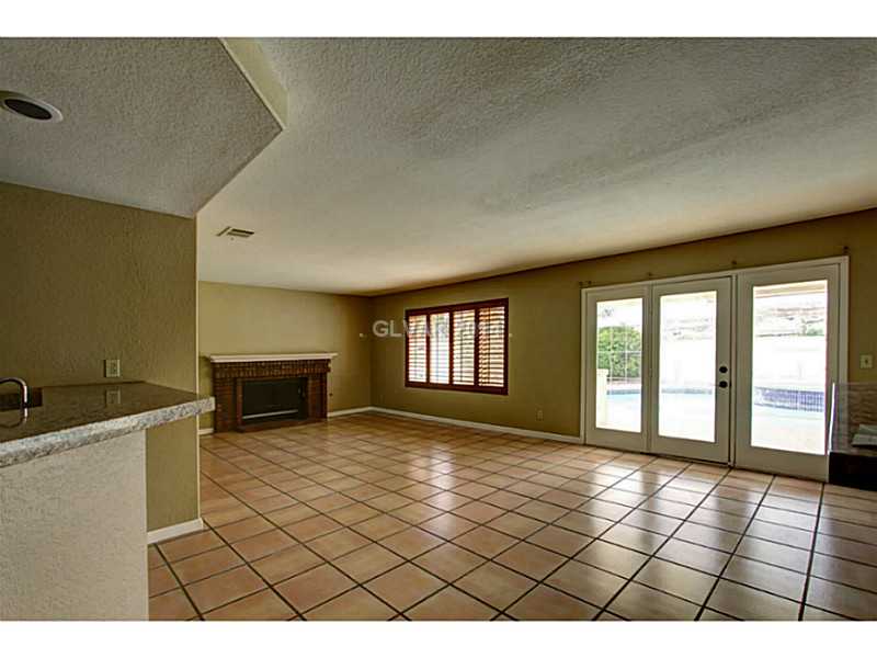 729 Rising Star Drive Henderson, NV 89014 - Photo 7 of 25 Den. FAMILY