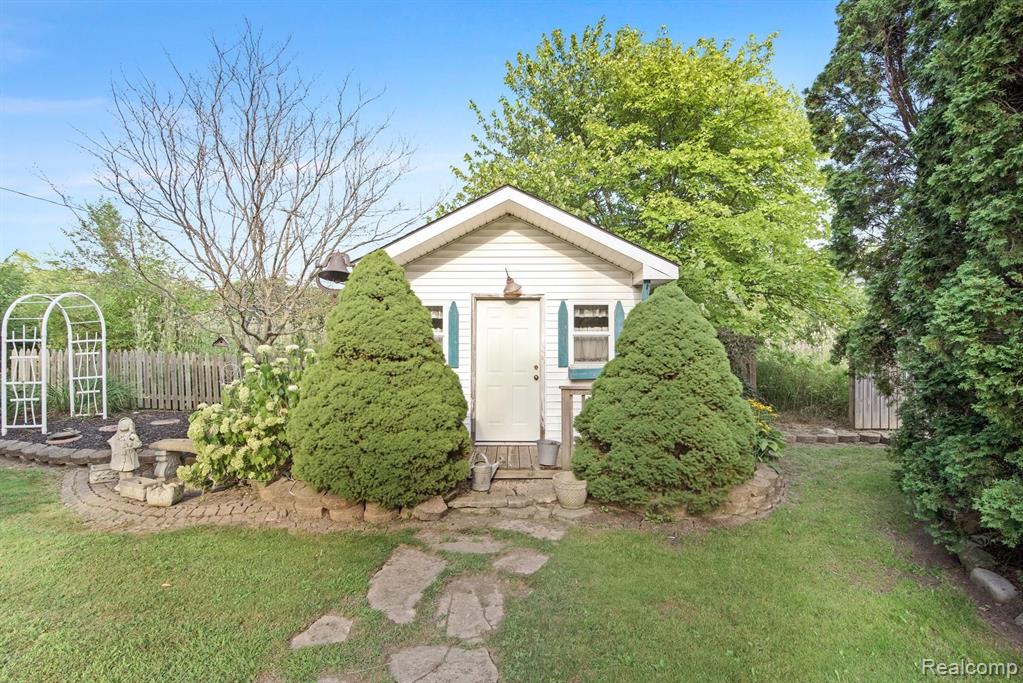 3775 South Canton Center Road Canton, MI 48188 - Photo 35 of 51