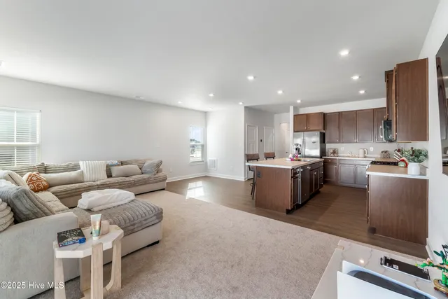 $315,000 | 302 Spinnaker Drive, Unit B, Elizabeth City, NC 27909