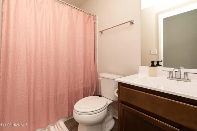 $315,000 | 302 Spinnaker Drive, Unit B, Elizabeth City, NC 27909