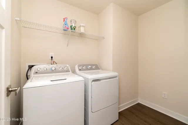 $315,000 | 302 Spinnaker Drive, Unit B, Elizabeth City, NC 27909