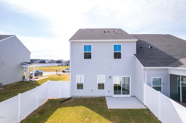 $315,000 | 302 Spinnaker Drive, Unit B, Elizabeth City, NC 27909