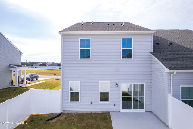 $315,000 | 302 Spinnaker Drive, Unit B, Elizabeth City, NC 27909