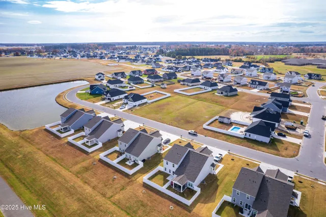 $315,000 | 302 Spinnaker Drive, Unit B, Elizabeth City, NC 27909