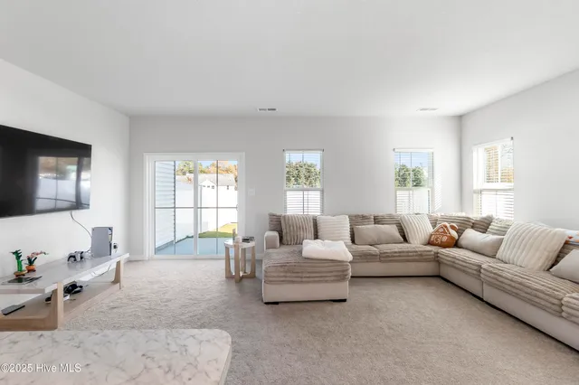 $315,000 | 302 Spinnaker Drive, Unit B, Elizabeth City, NC 27909