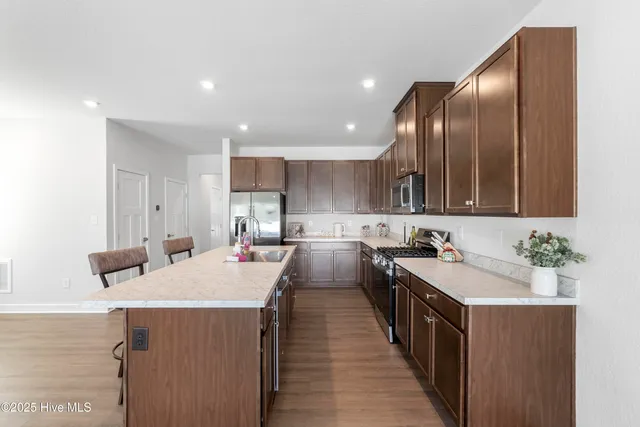 $315,000 | 302 Spinnaker Drive, Unit B, Elizabeth City, NC 27909